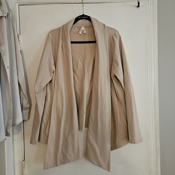 Pact Airport Super Soft Cardigan Tan XL - Picture 2 of 7